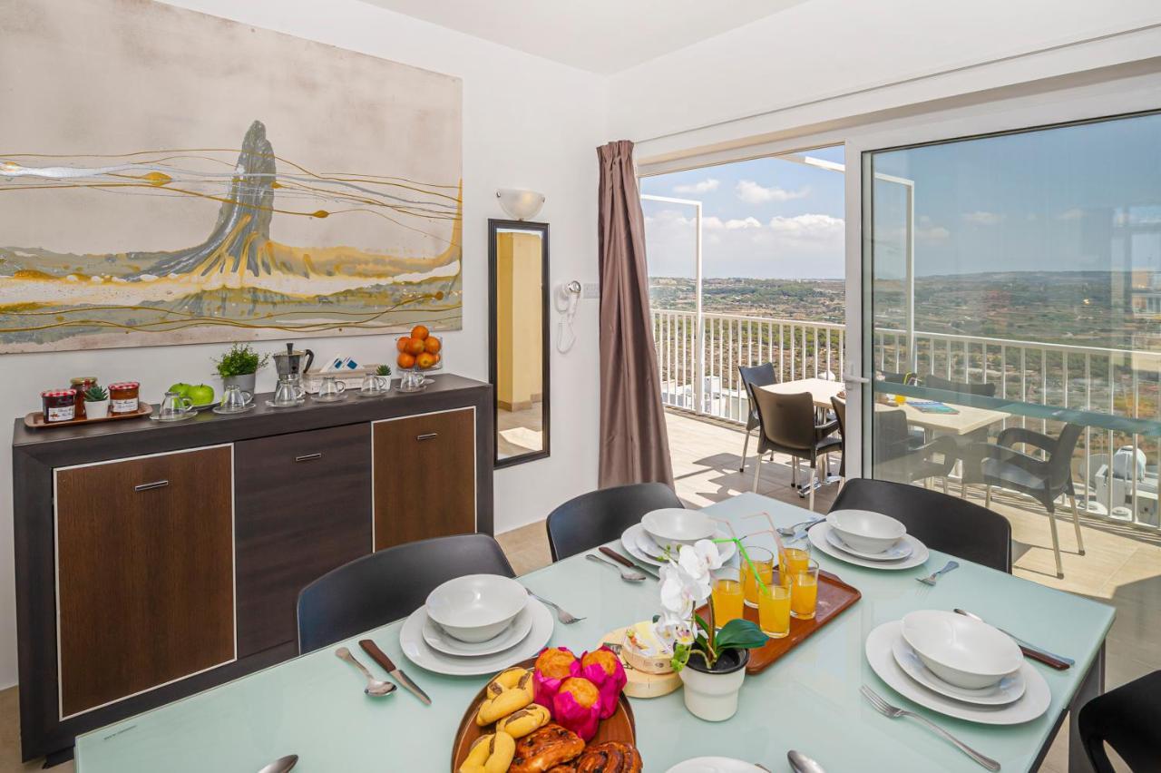 Summer Breeze Penthouse With Private Hot Tub & Terrace With Panoramic Views, By Getawaysmalta Mellieha Exterior photo