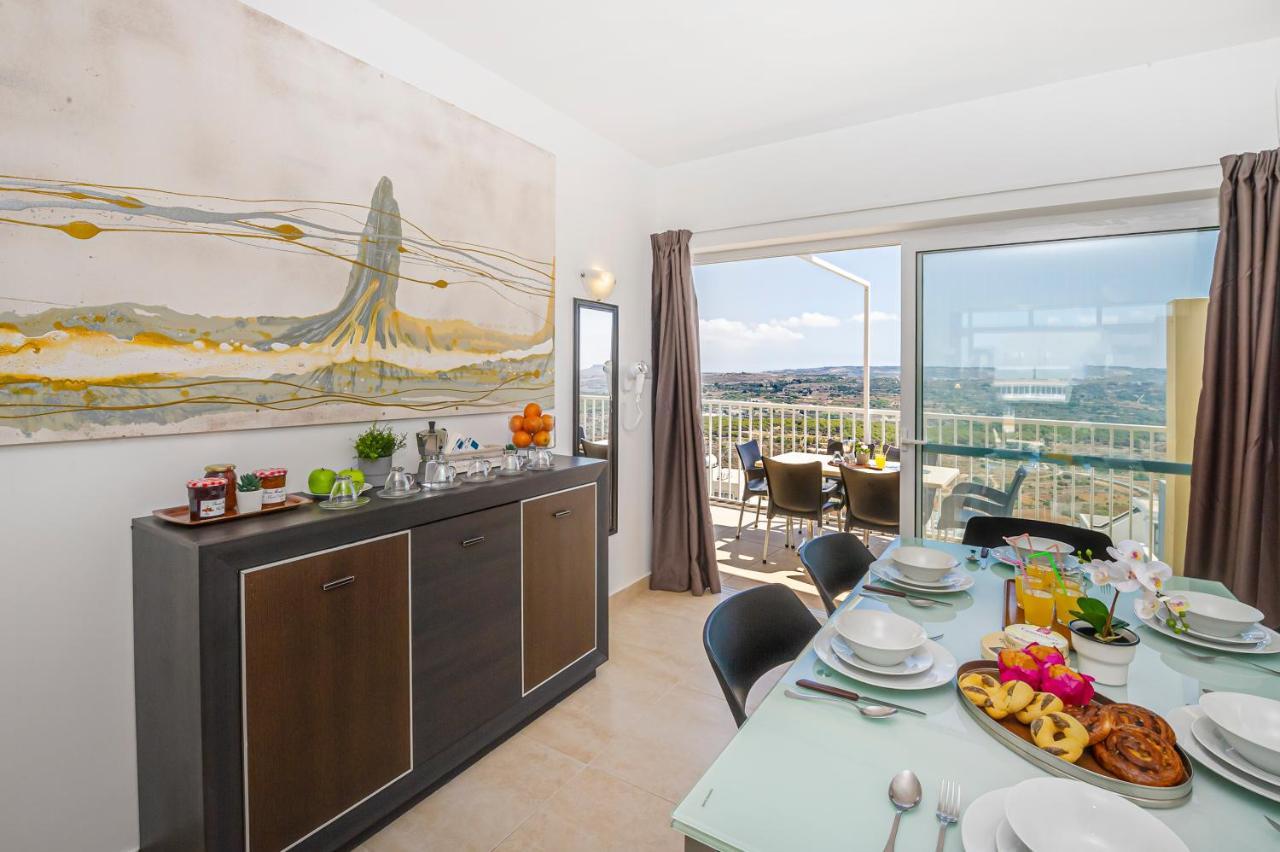 Summer Breeze Penthouse With Private Hot Tub & Terrace With Panoramic Views, By Getawaysmalta Mellieha Exterior photo
